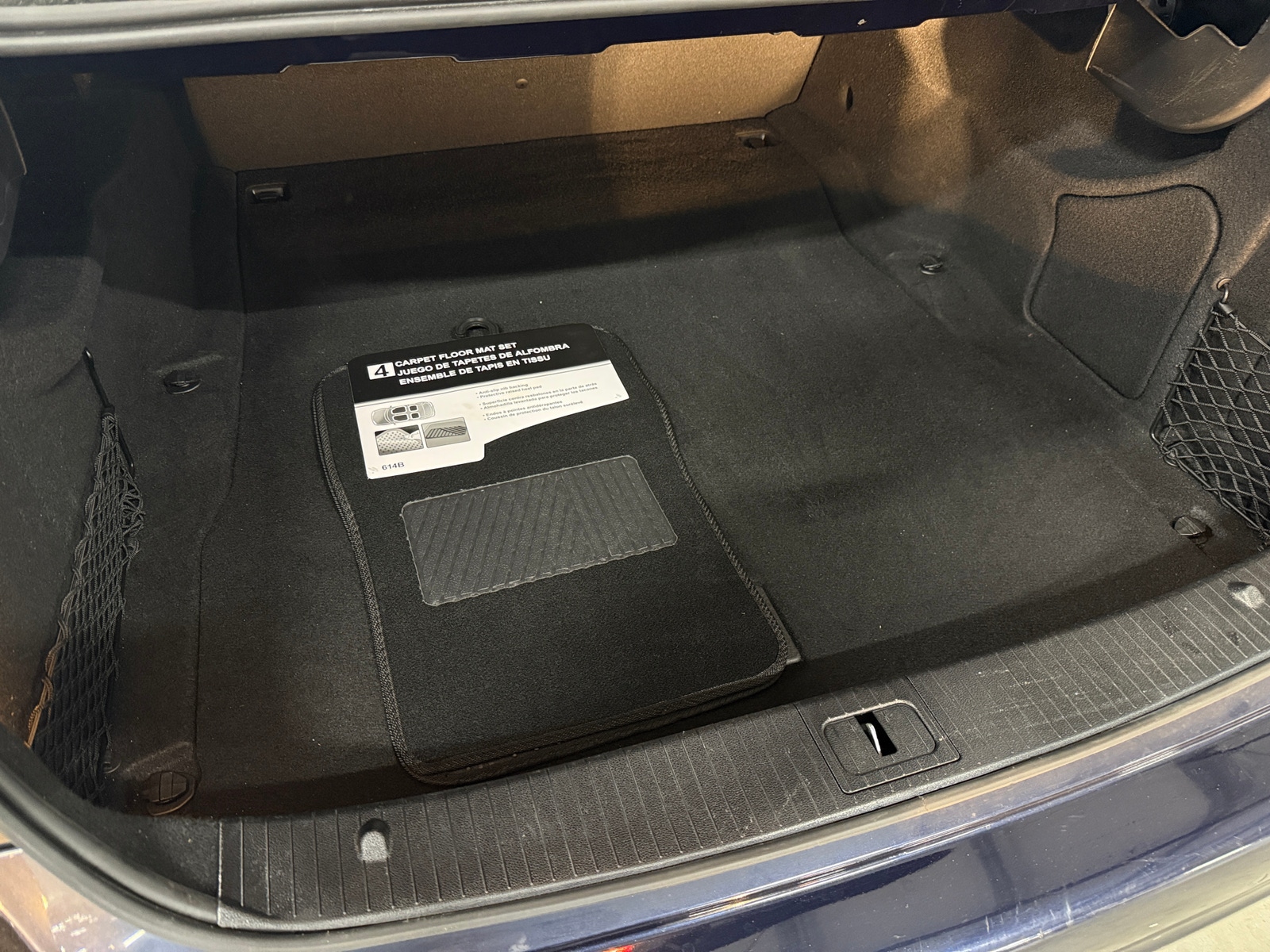 Thumbnail: 2014 Mercedes-Benz E-Class - 6
