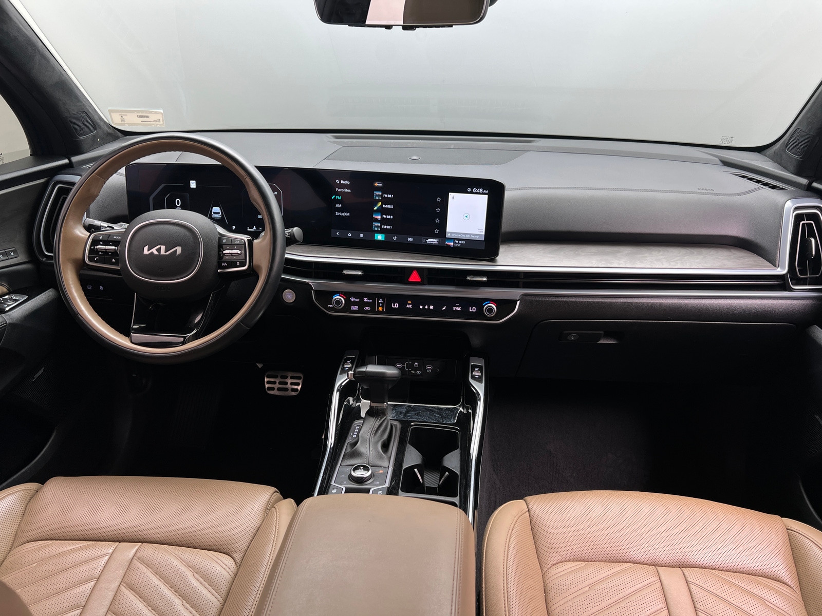 Thumbnail: 2024 Kia Sorento - 2