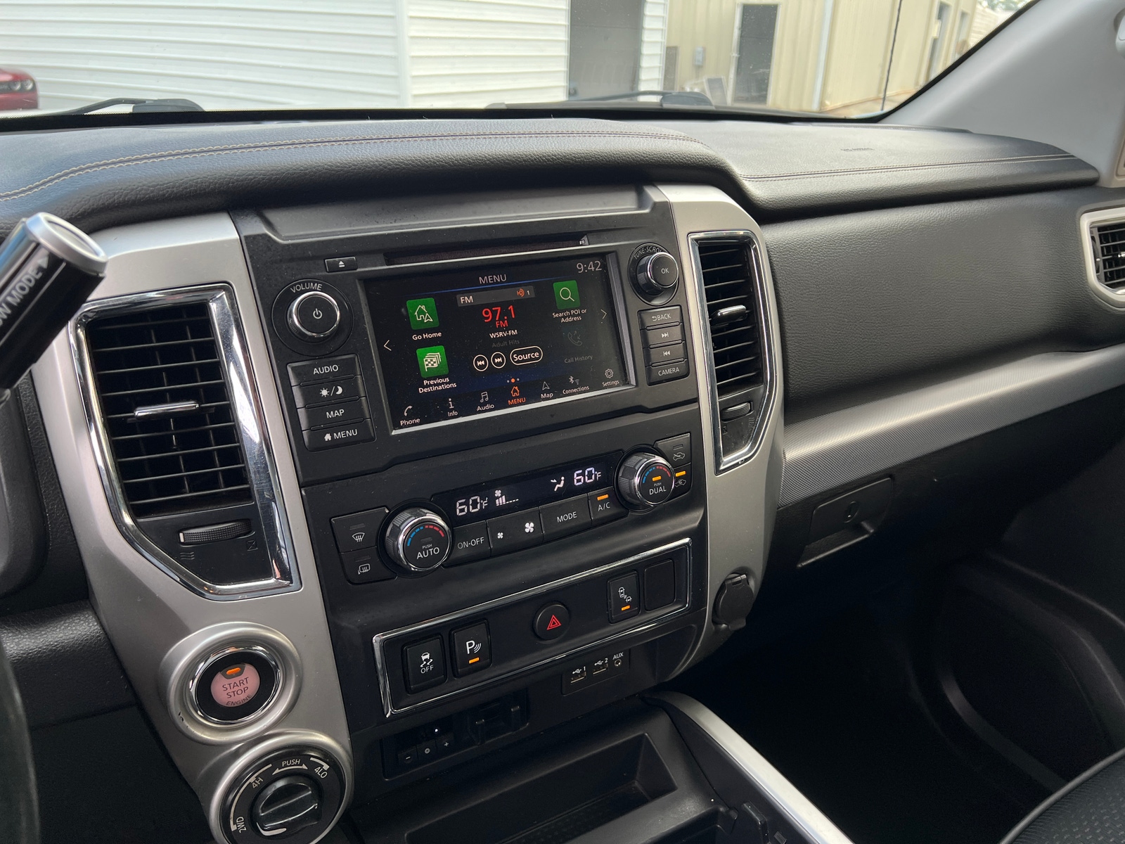 Thumbnail: 2019 Nissan Titan - 4