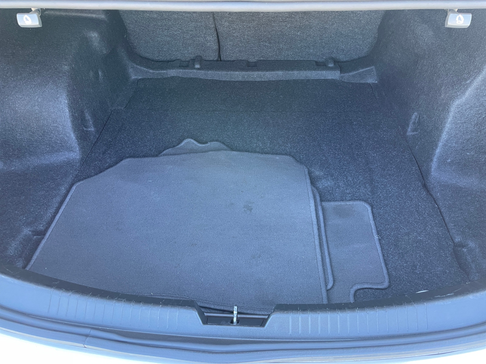 Thumbnail: 2023 Chevrolet Malibu - 6