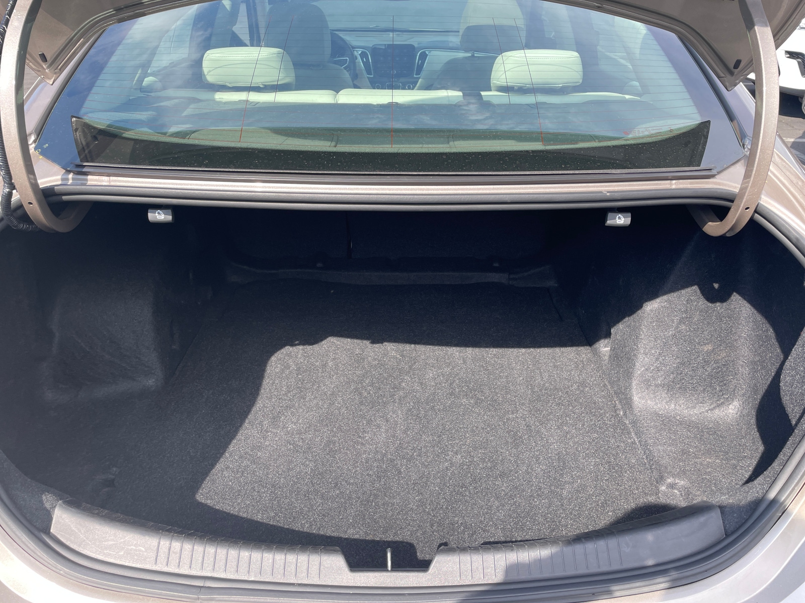 Thumbnail: 2024 Chevrolet Malibu - 6