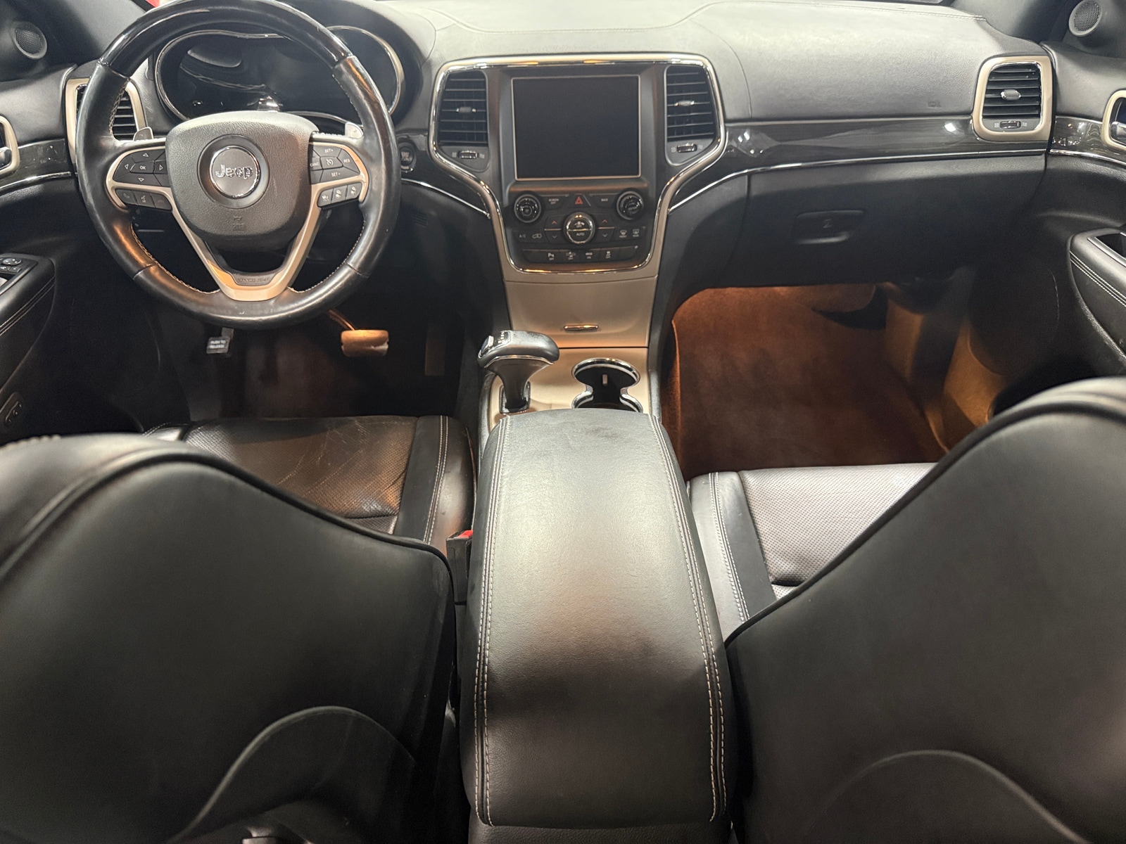 Thumbnail: 2015 Jeep Grand Cherokee - 2