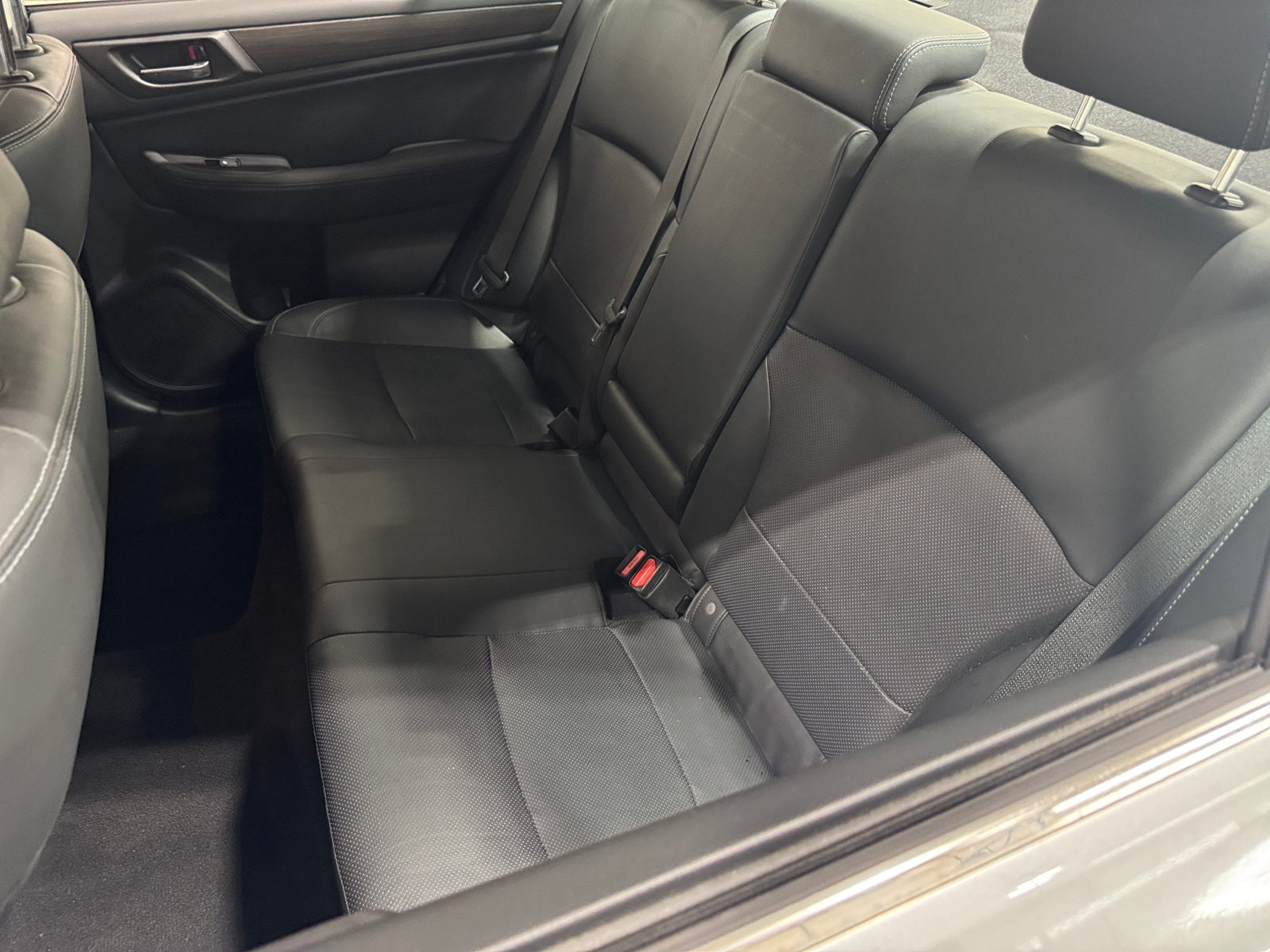 Thumbnail: 2016 Subaru Legacy - 5