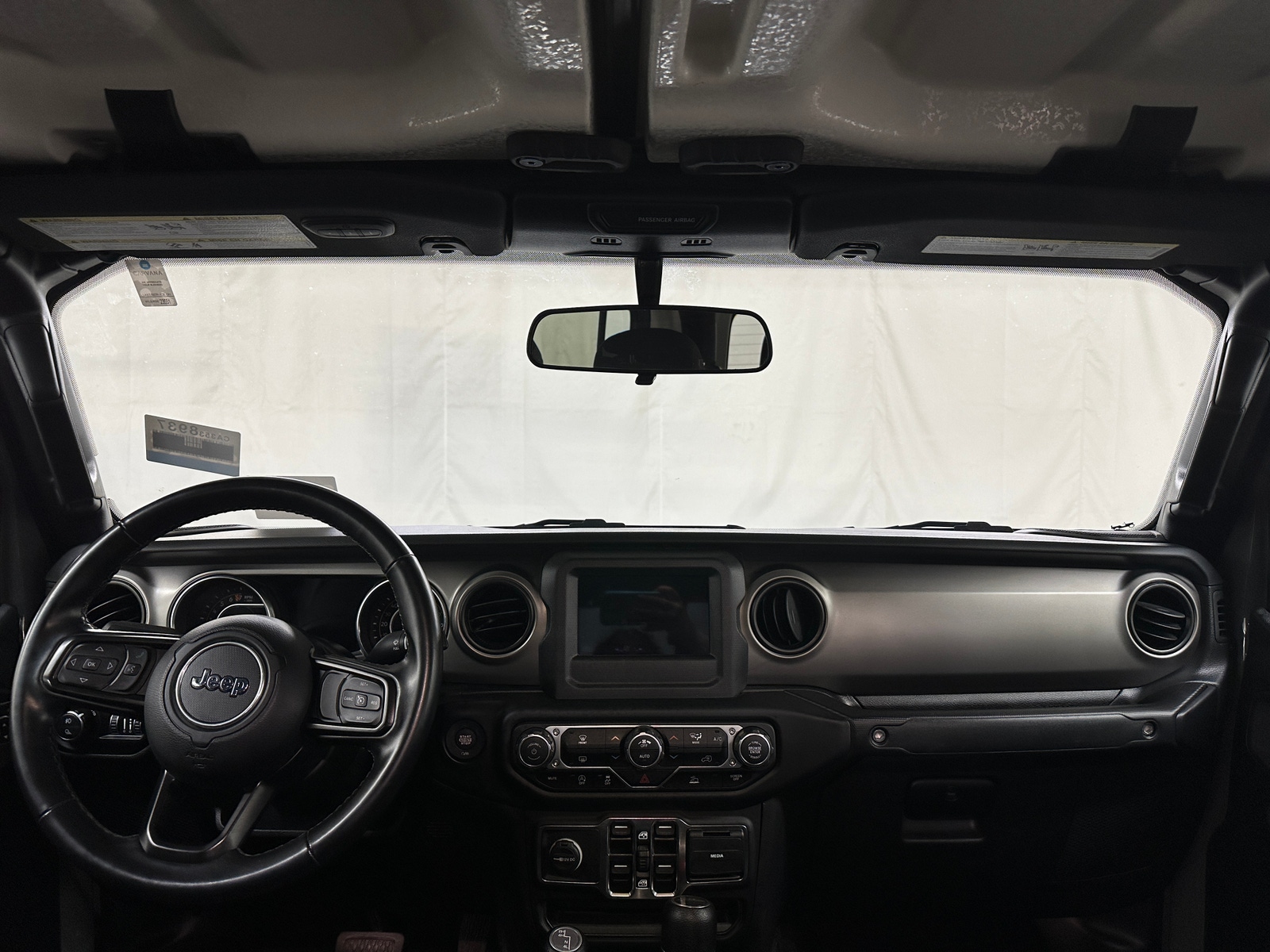 Thumbnail: 2021 Jeep Gladiator - 3