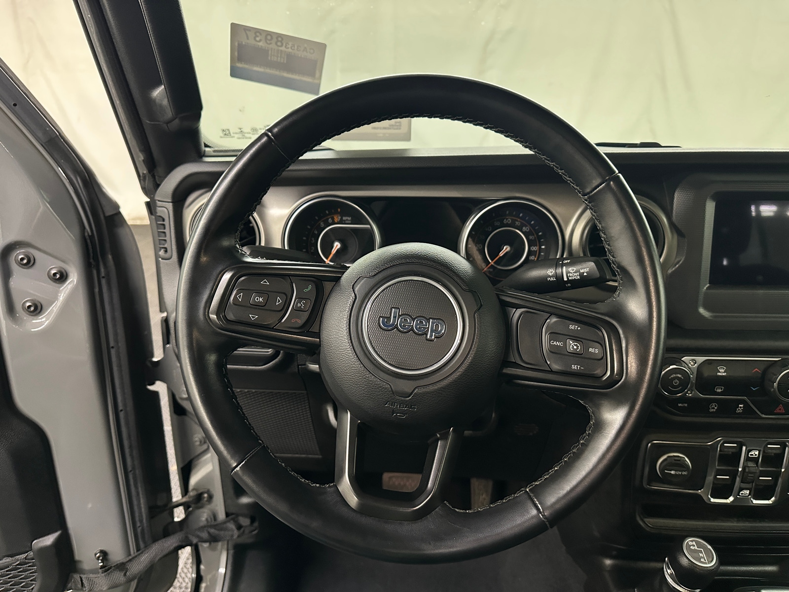 Thumbnail: 2021 Jeep Gladiator - 5