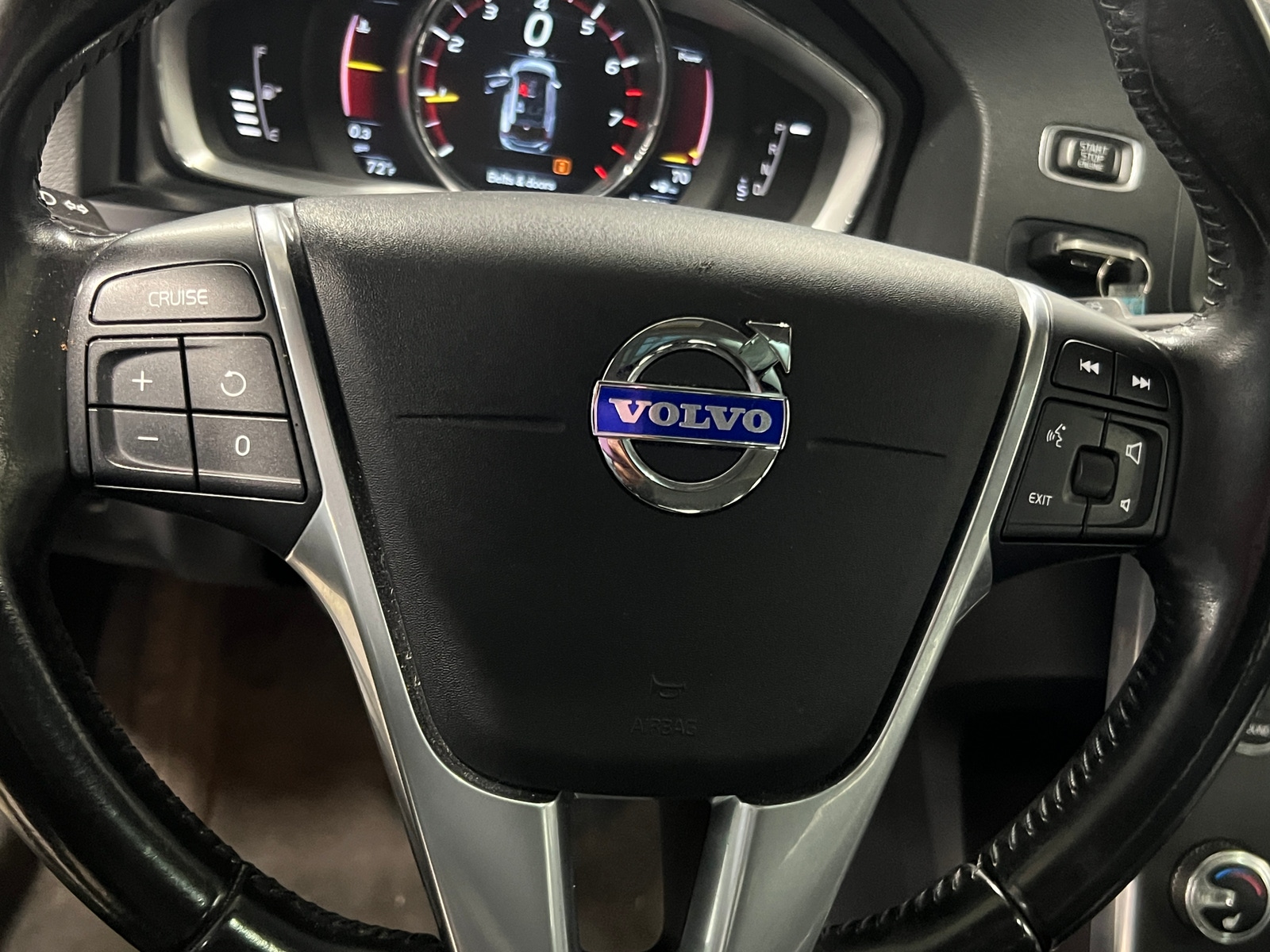 Thumbnail: 2016 Volvo V60 - 4
