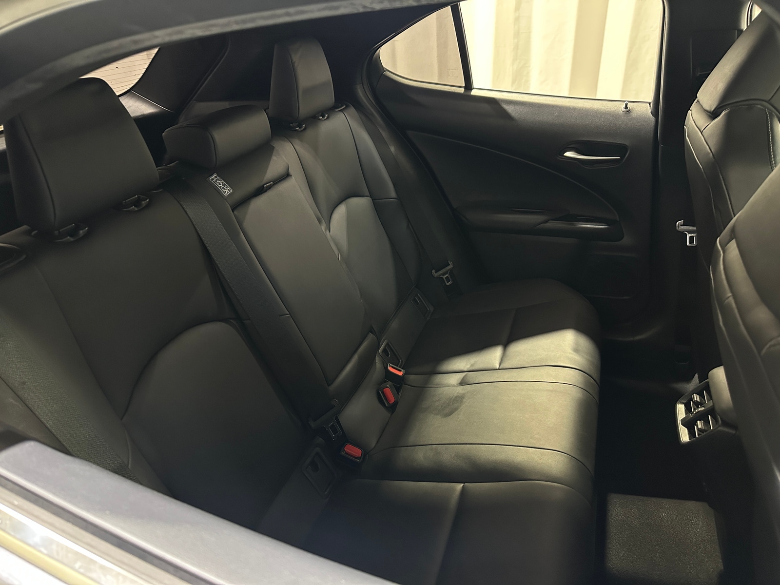 Thumbnail: 2019 Lexus UX - 5