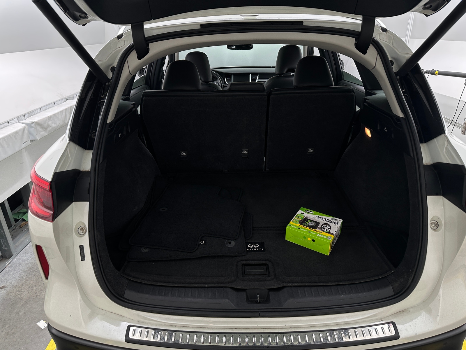 Thumbnail: 2019 INFINITI QX50 - 6