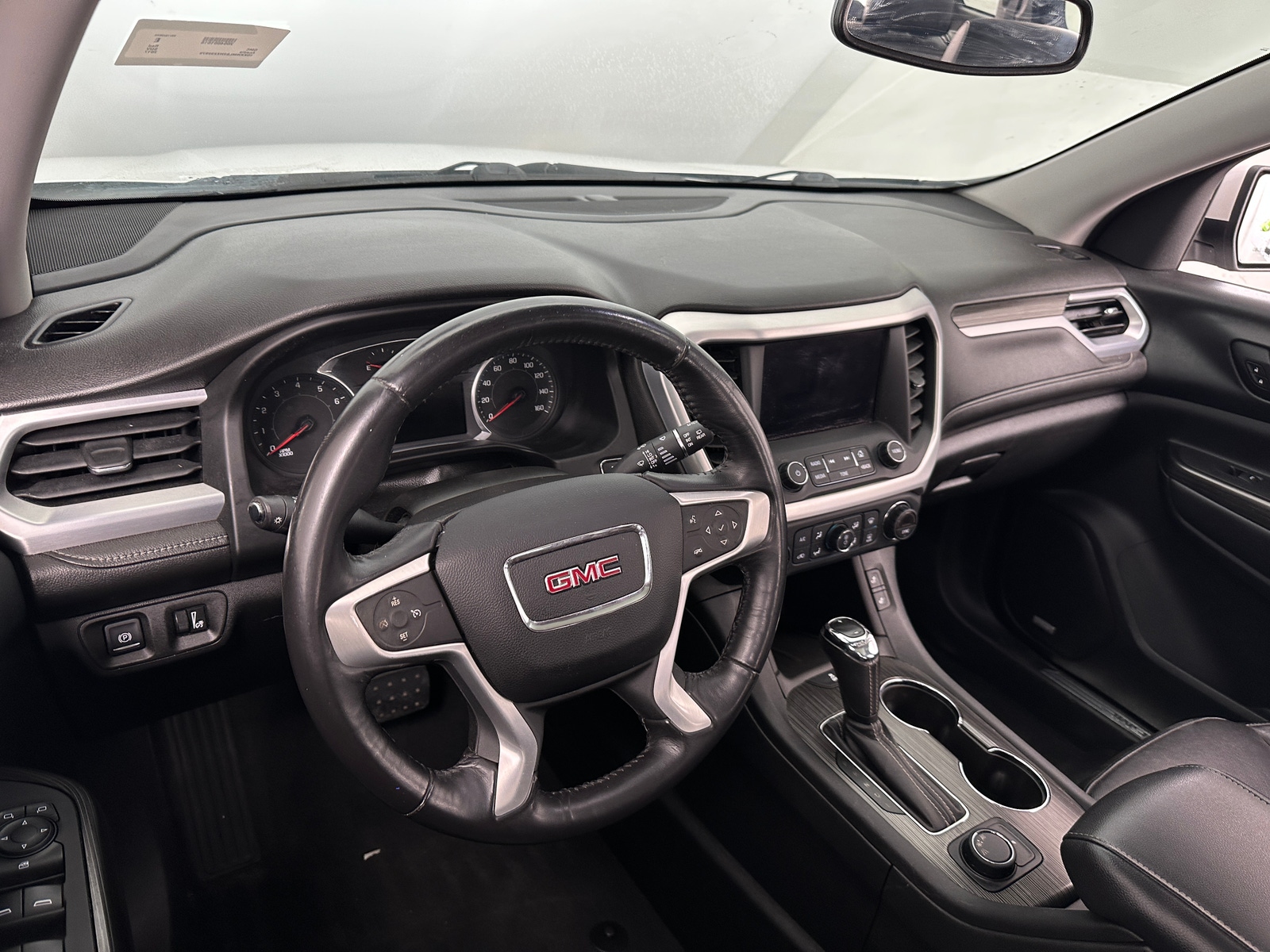 Thumbnail: 2017 GMC Acadia - 2