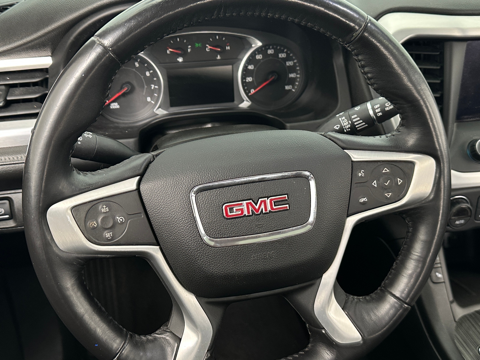 Thumbnail: 2017 GMC Acadia - 4