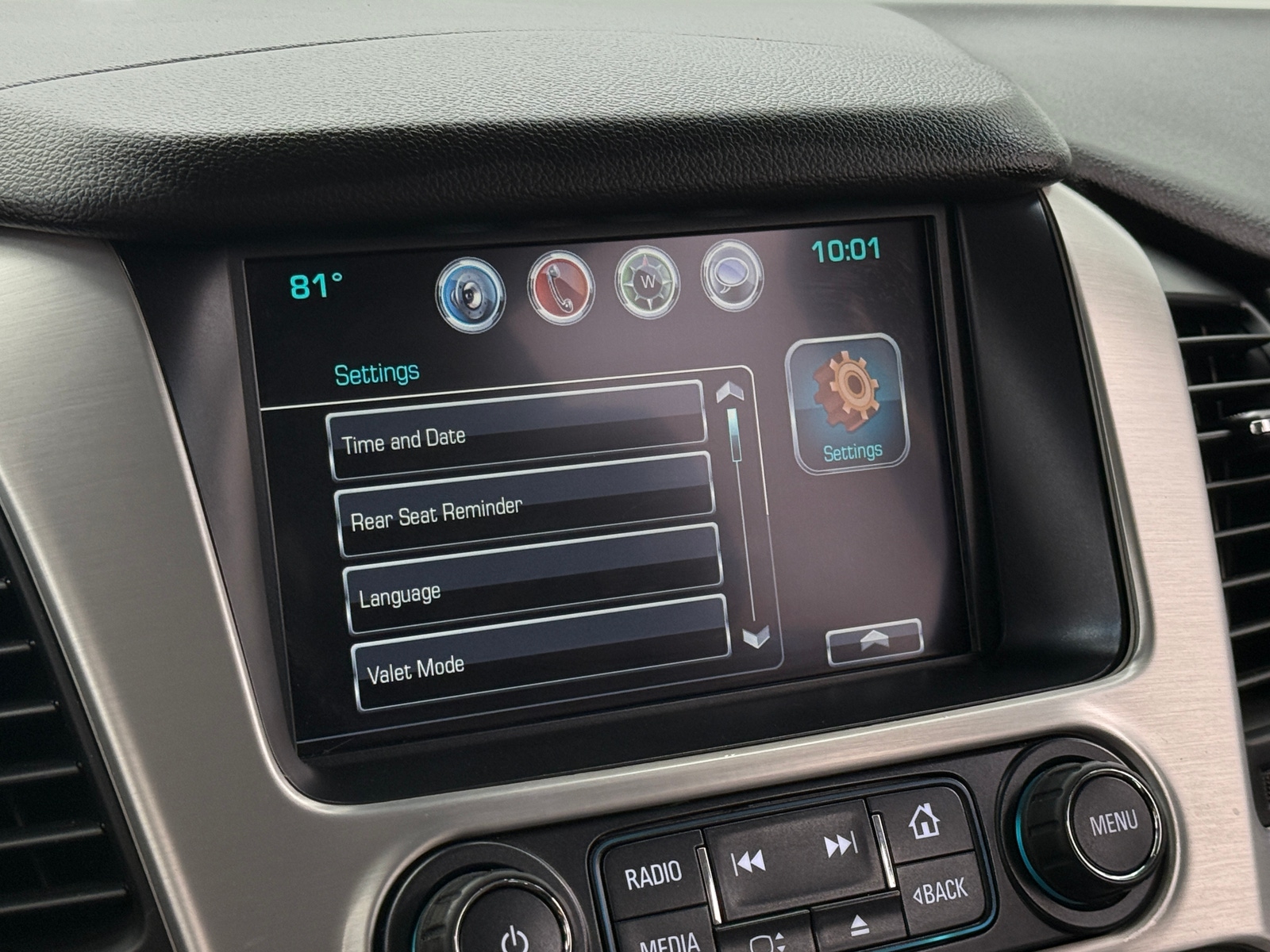Thumbnail: 2017 GMC Yukon XL - 3