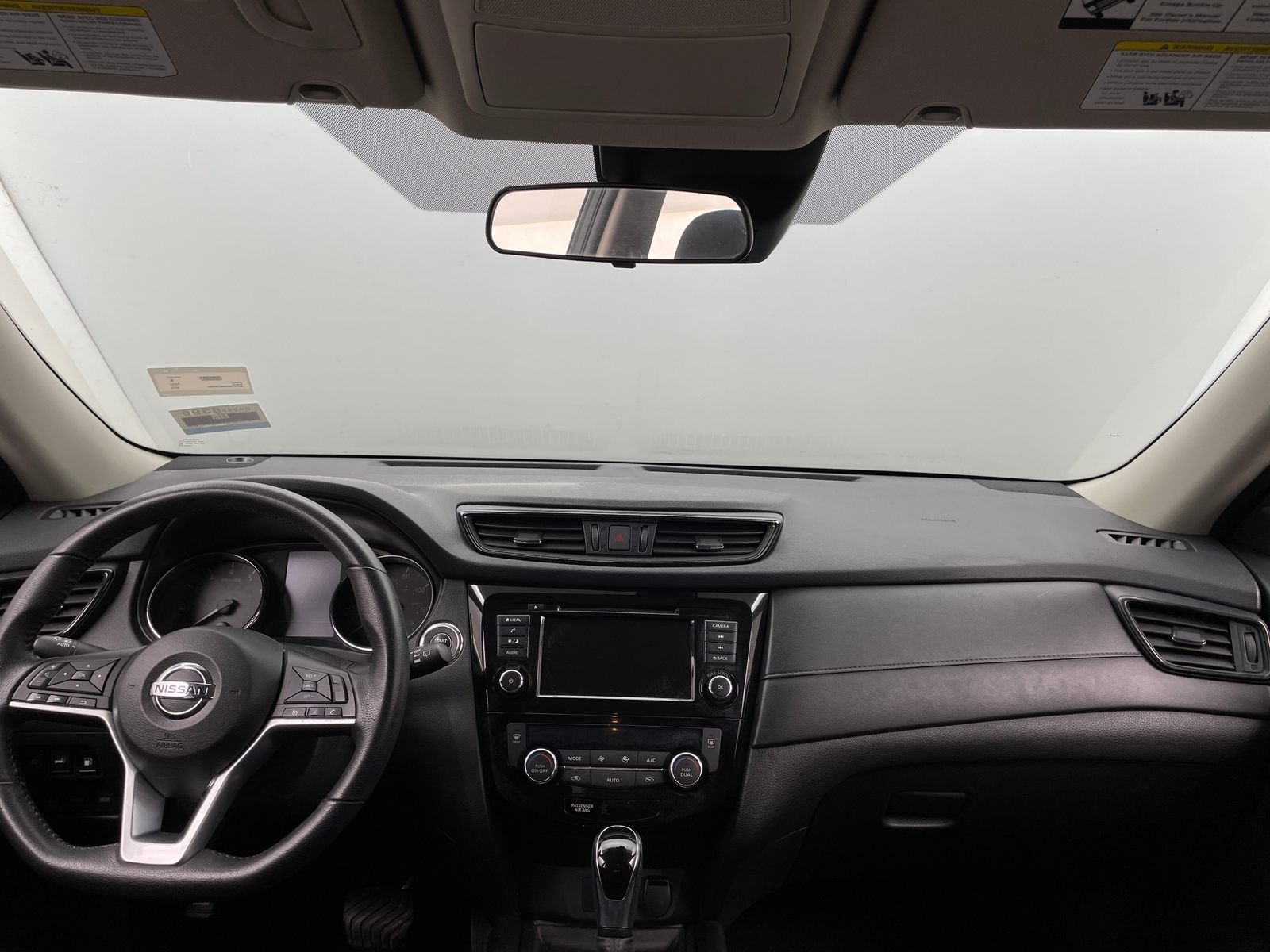Thumbnail: 2019 Nissan Rogue - 3