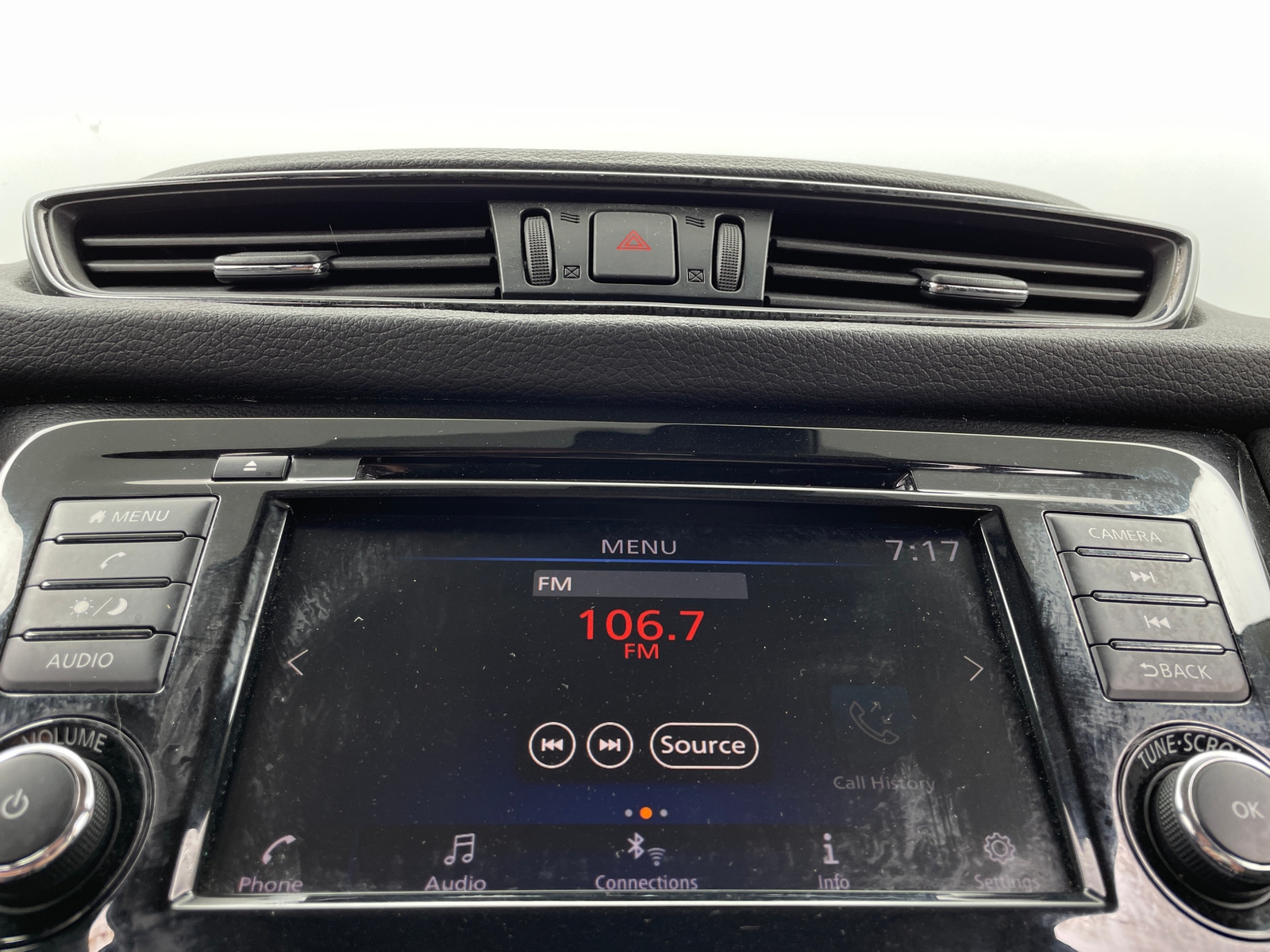 Thumbnail: 2019 Nissan Rogue - 4