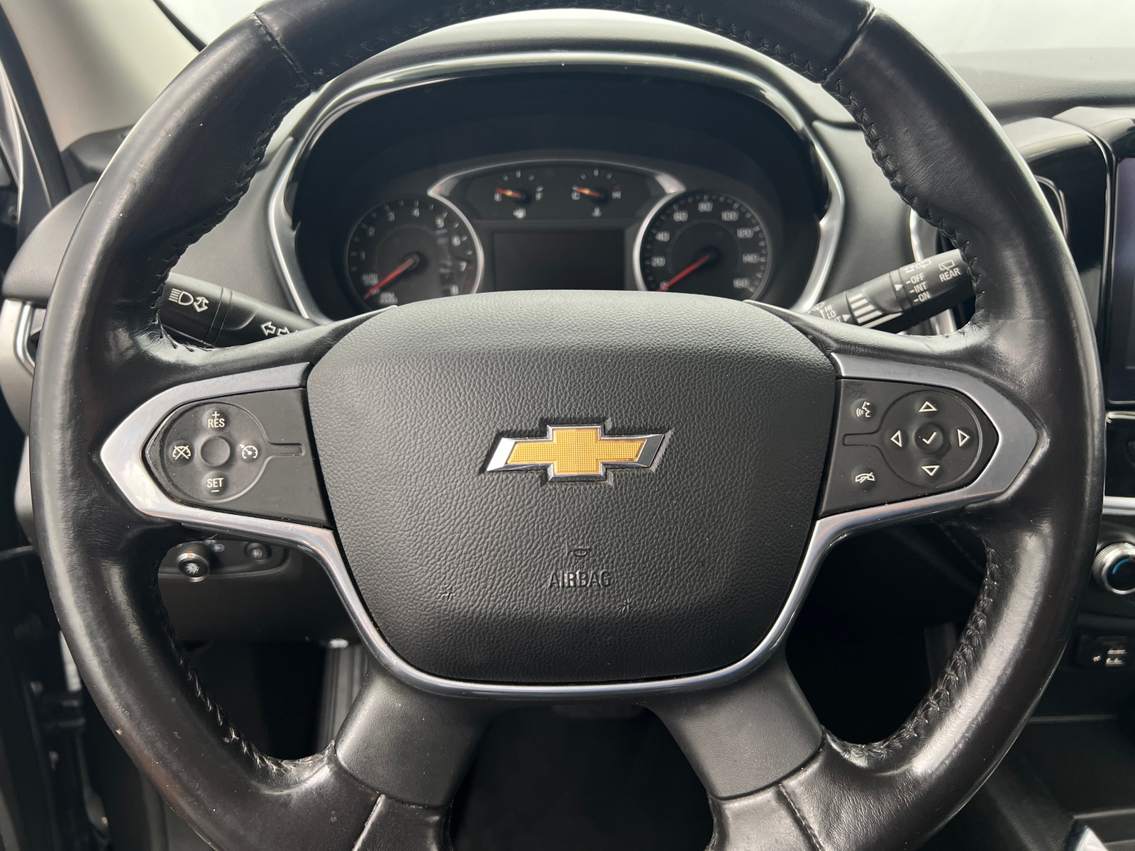 Thumbnail: 2021 Chevrolet Traverse - 4