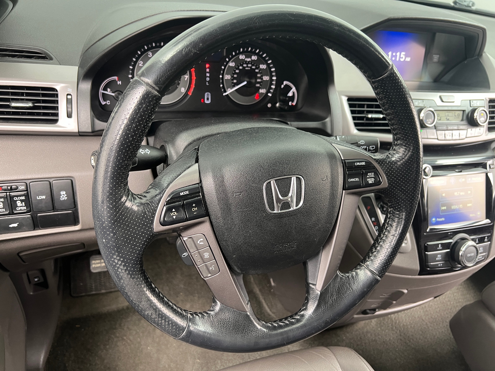 Thumbnail: 2017 Honda Odyssey - 4