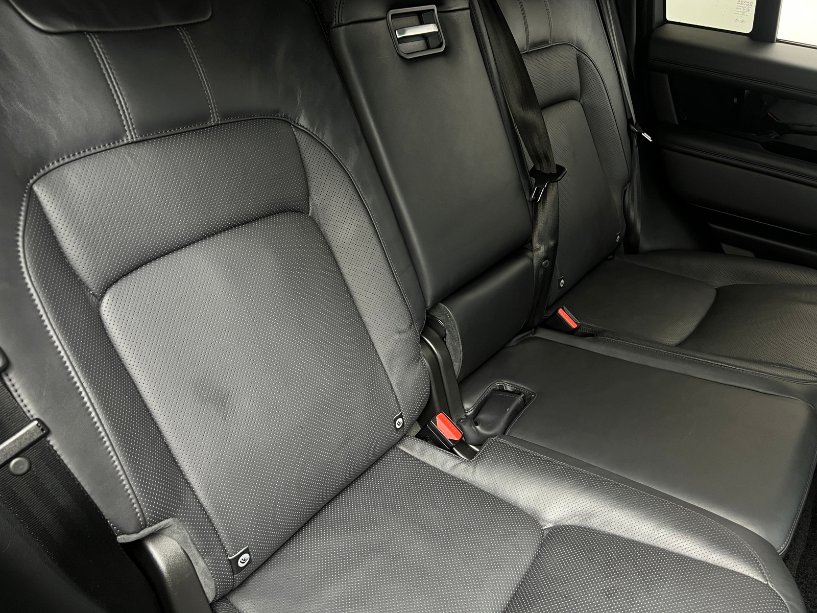 Thumbnail: 2018 Land Rover Range Rover - 5