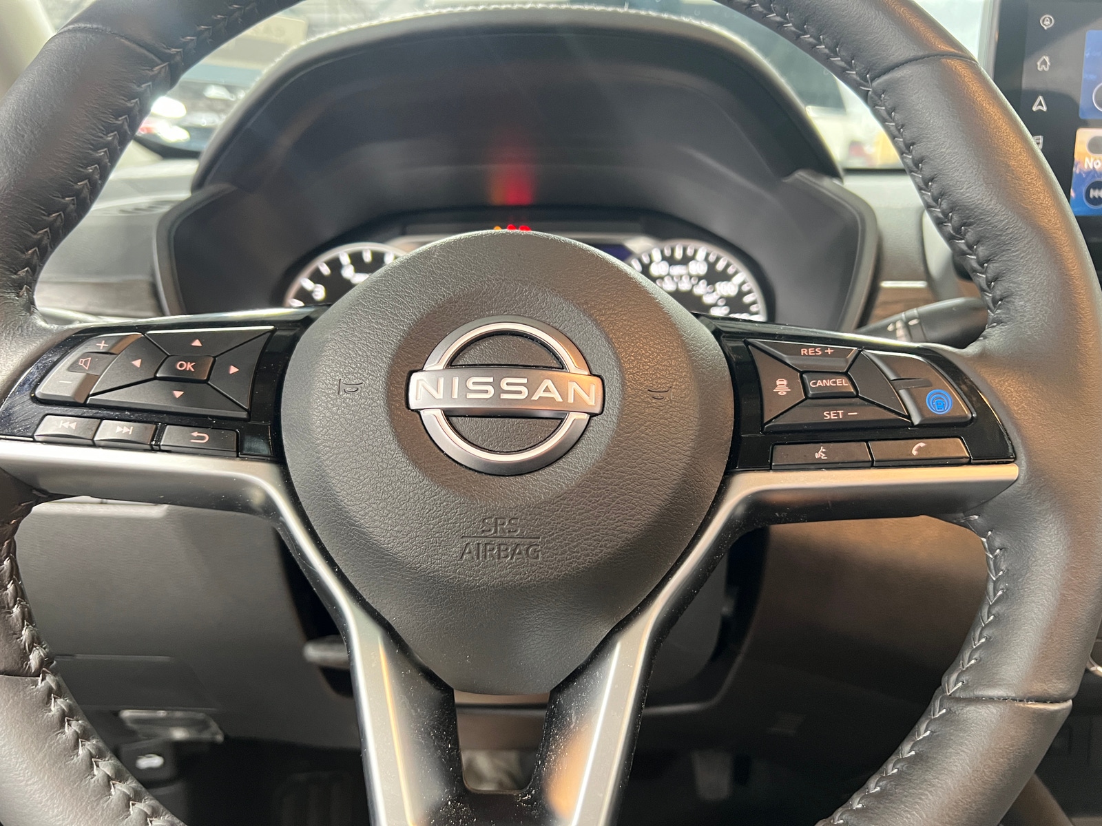 Thumbnail: 2023 Nissan Altima - 4