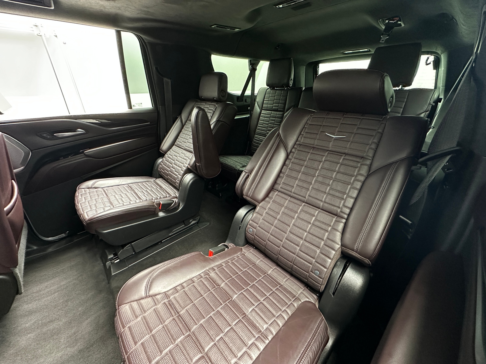Thumbnail: 2022 Cadillac Escalade - 6