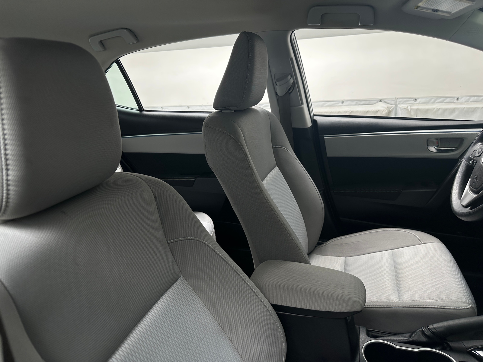 Thumbnail: 2016 Toyota Corolla - 2