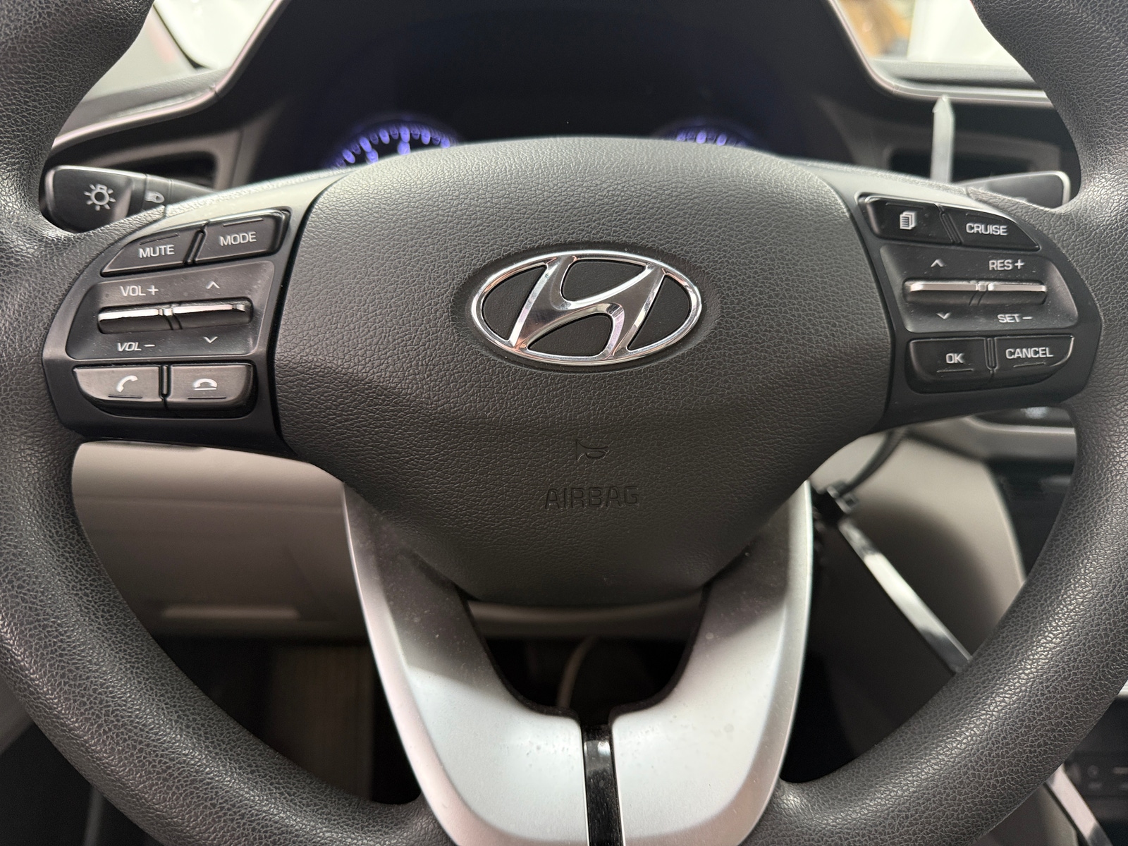 Thumbnail: 2020 Hyundai Elantra - 5