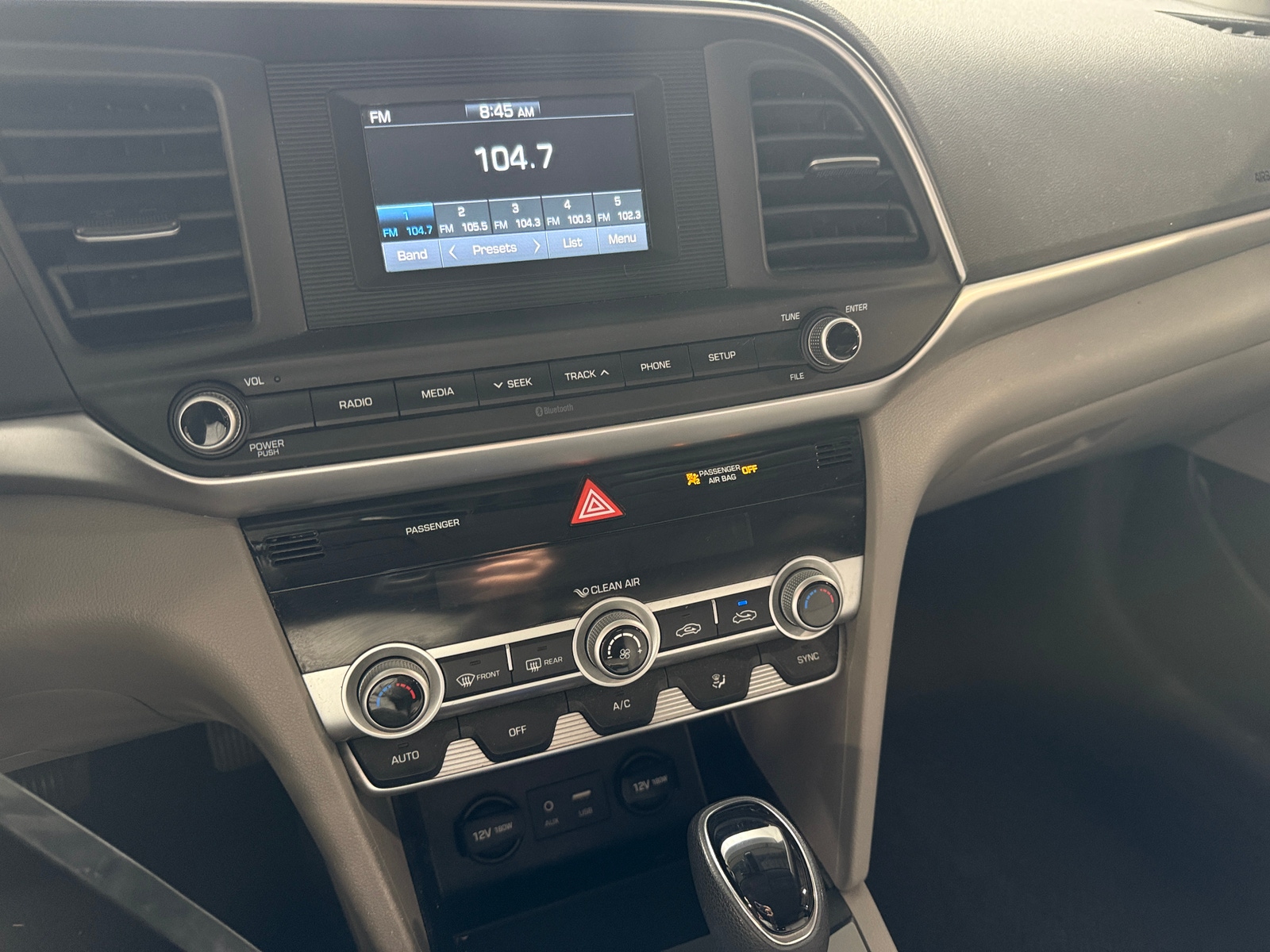 Thumbnail: 2020 Hyundai Elantra - 4