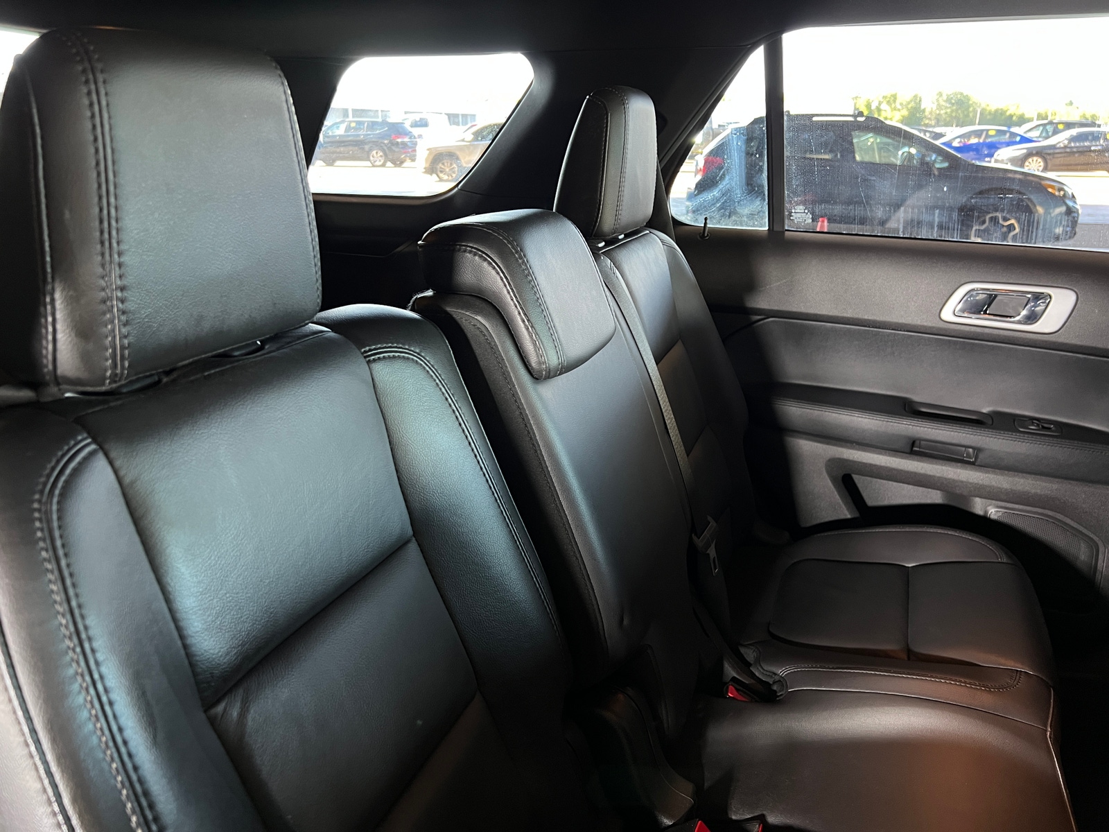 Thumbnail: 2015 Ford Explorer - 6
