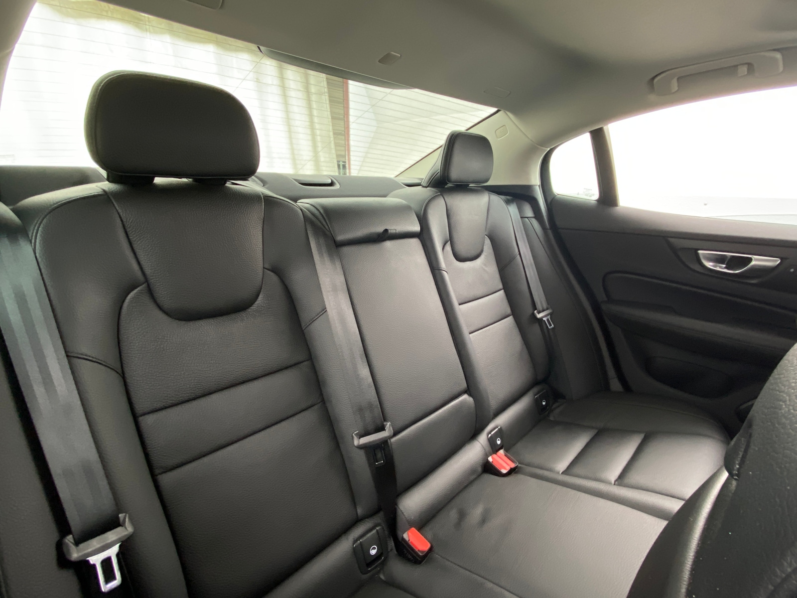 Thumbnail: 2024 Volvo S60 - 5