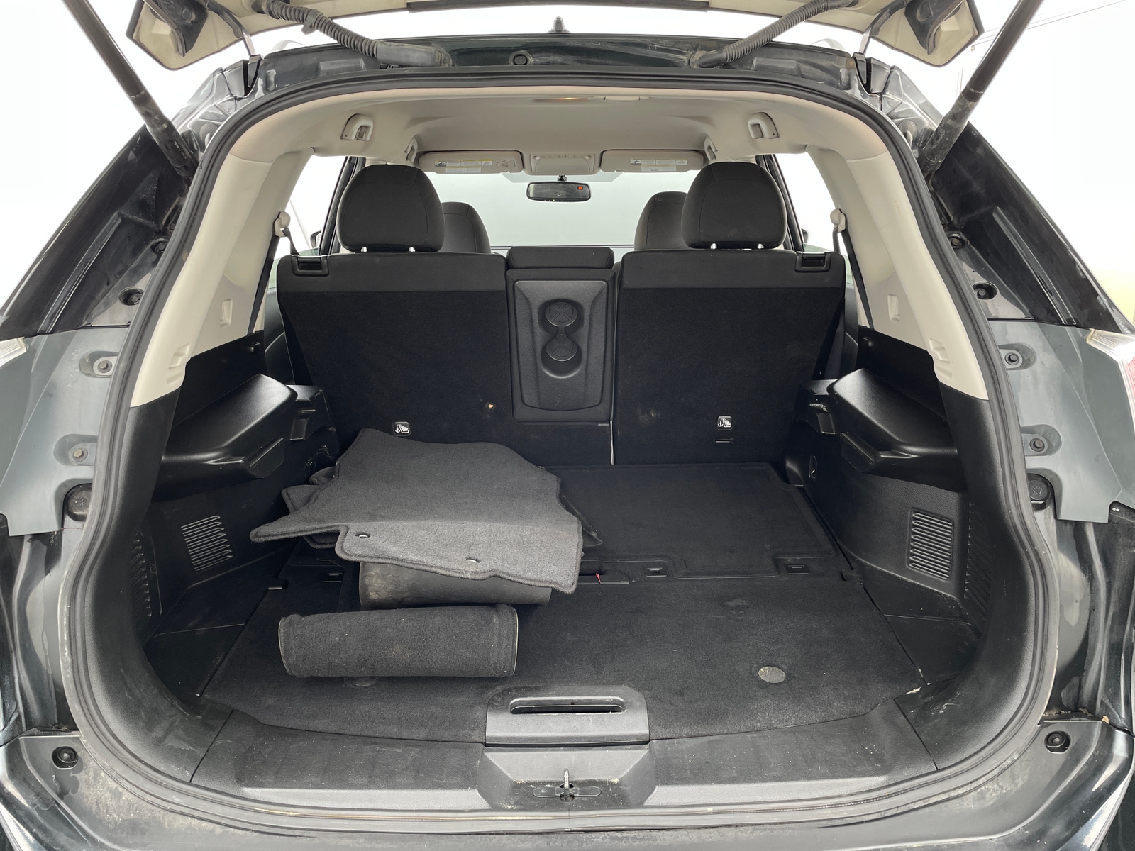 Thumbnail: 2016 Nissan Rogue - 7