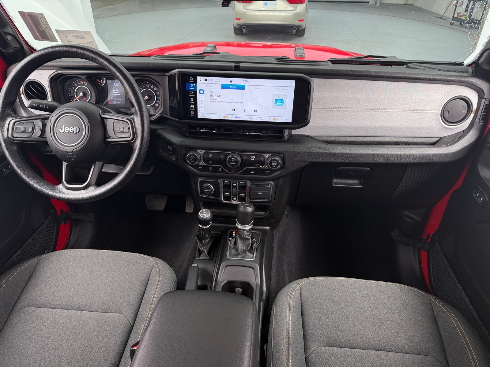 Thumbnail: 2025 Jeep Gladiator - 3