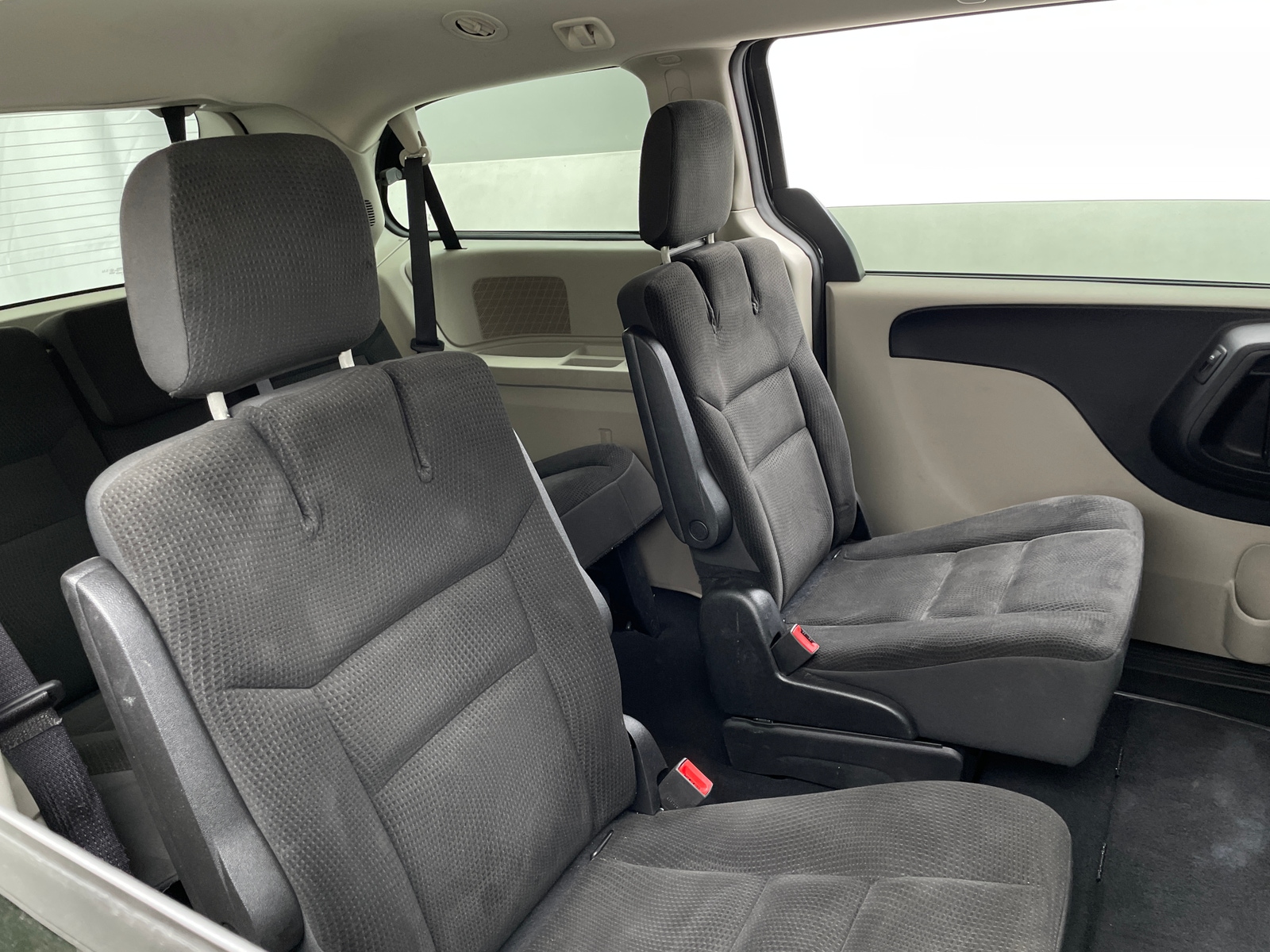 Thumbnail: 2019 Dodge Grand Caravan - 6