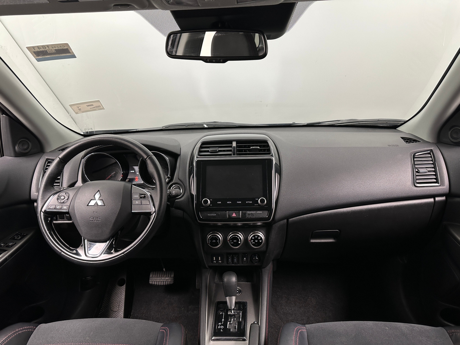 Thumbnail: 2024 Mitsubishi Outlander Sport - 2