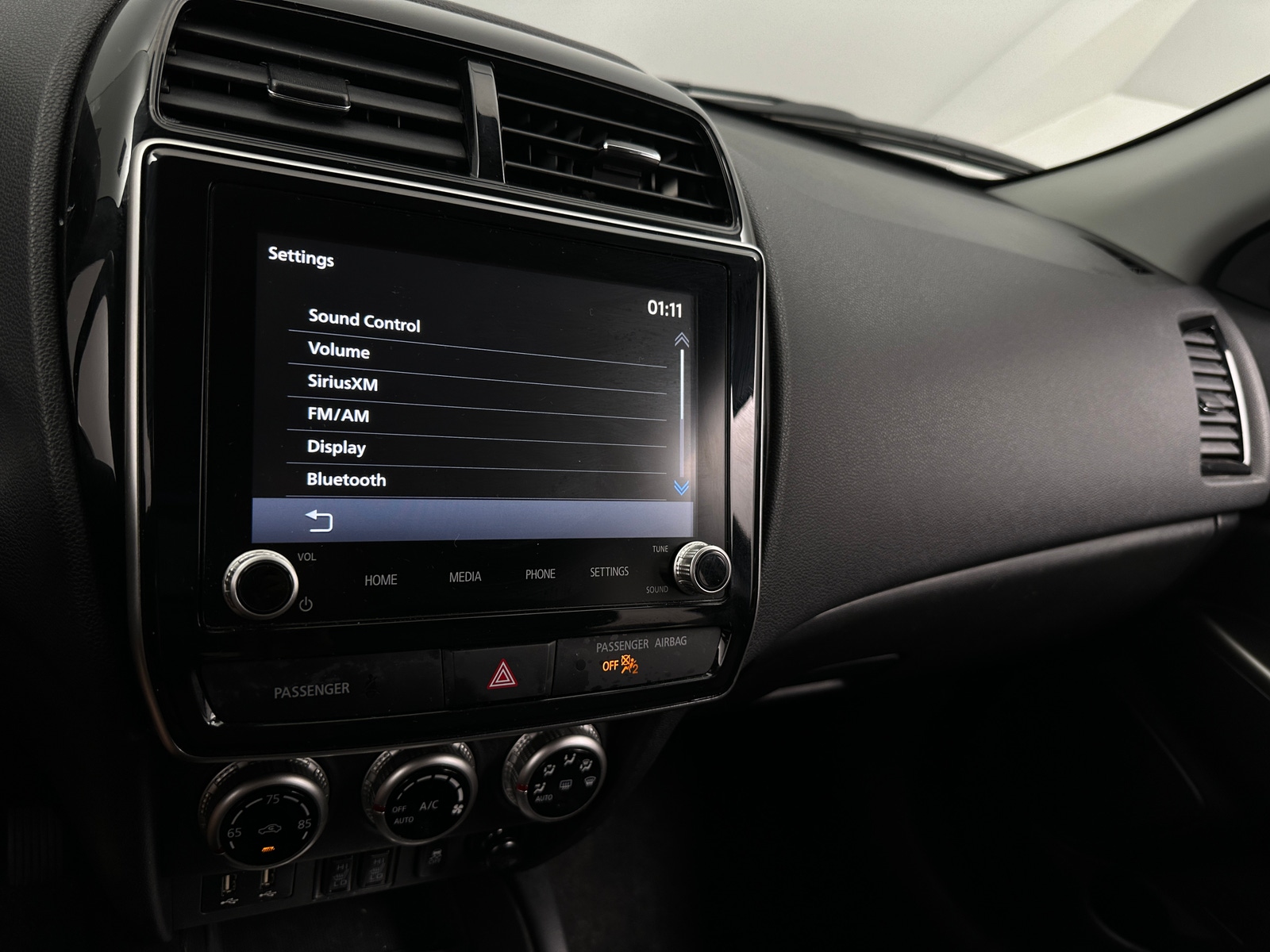 Thumbnail: 2024 Mitsubishi Outlander Sport - 3