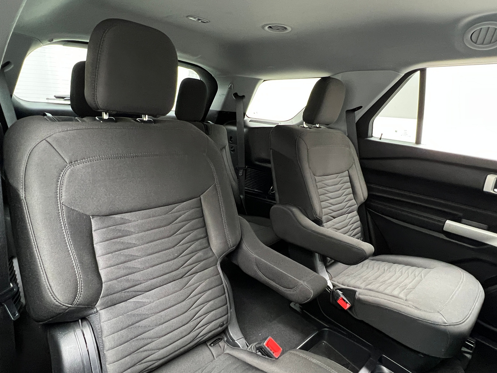 Thumbnail: 2021 Ford Explorer - 6