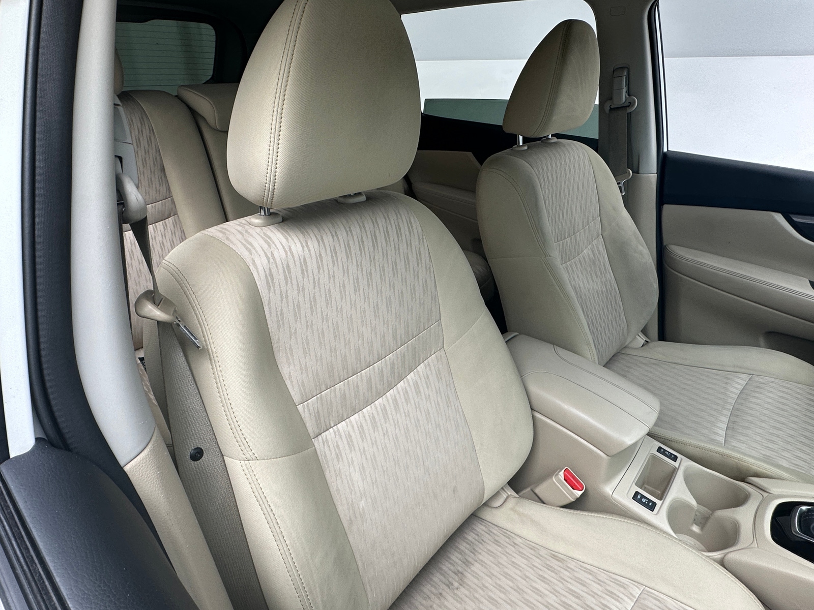 Thumbnail: 2018 Nissan Rogue - 2