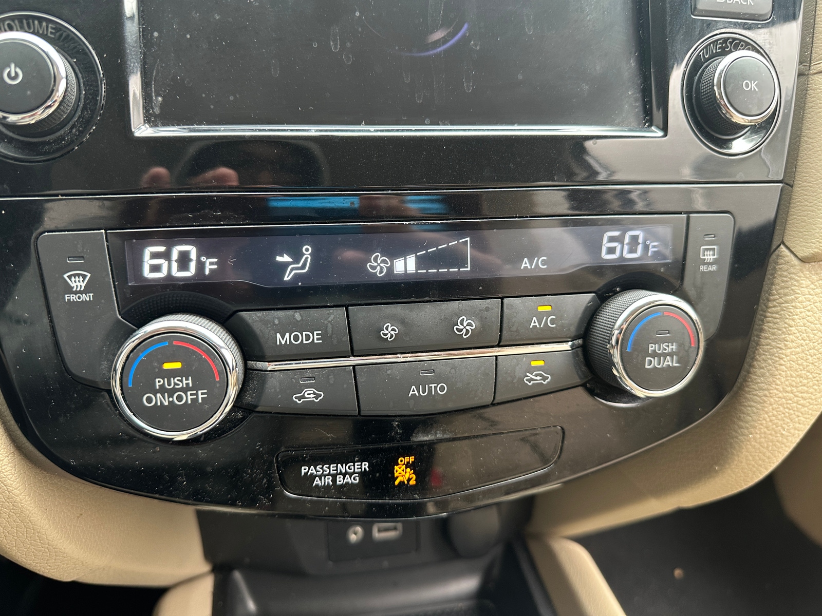 Thumbnail: 2018 Nissan Rogue - 4