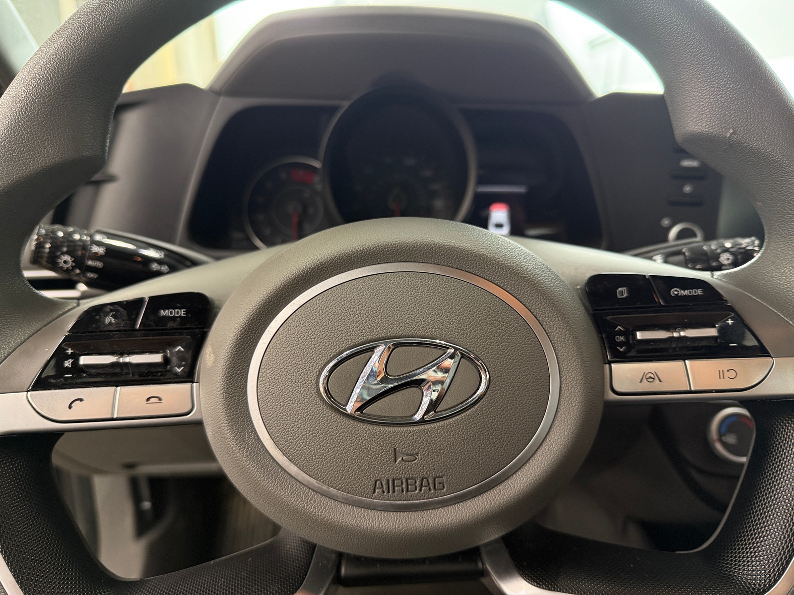 Thumbnail: 2021 Hyundai Elantra - 5
