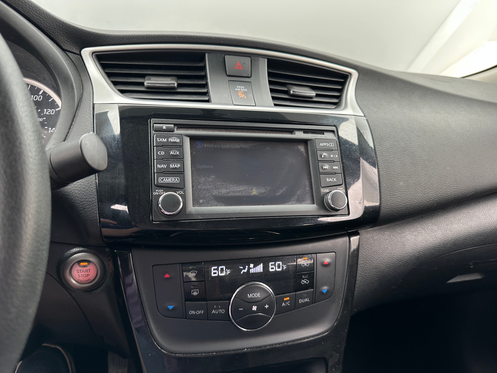 Thumbnail: 2018 Nissan Sentra - 3