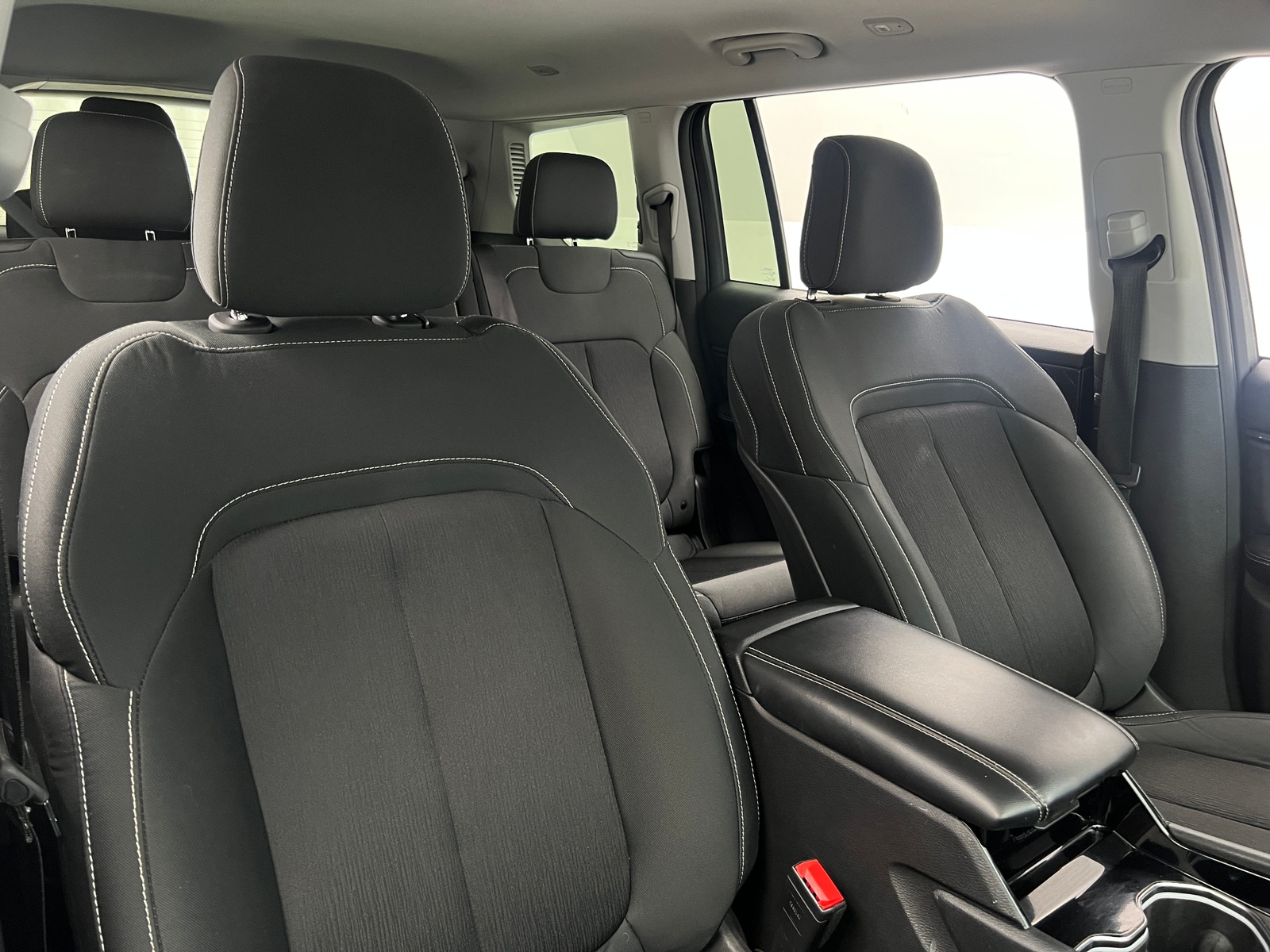 Thumbnail: 2021 Jeep Grand Cherokee L - 2