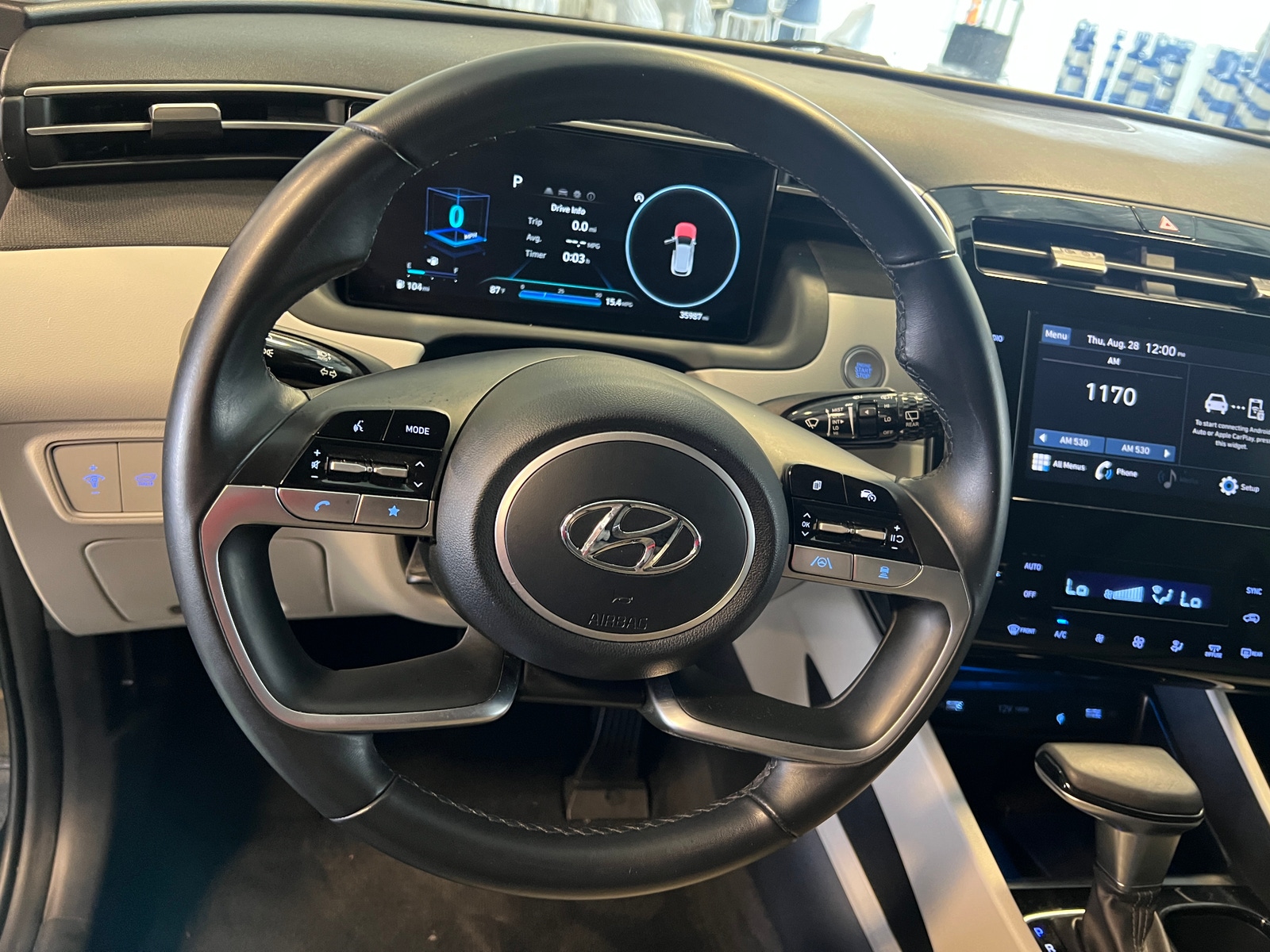 Thumbnail: 2022 Hyundai Tucson - 4