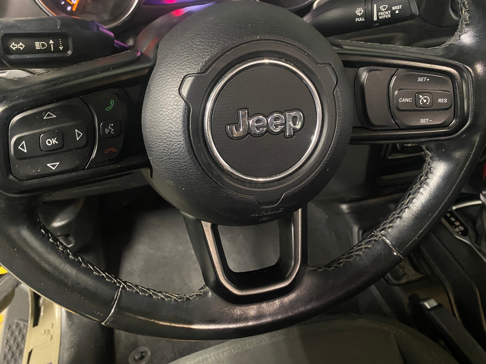 Thumbnail: 2020 Jeep Gladiator - 5
