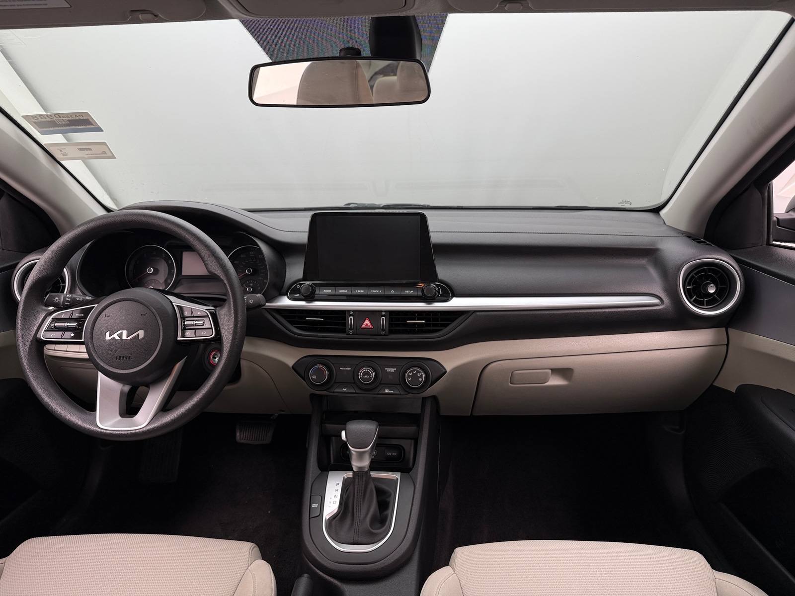 Thumbnail: 2023 Kia Forte - 3