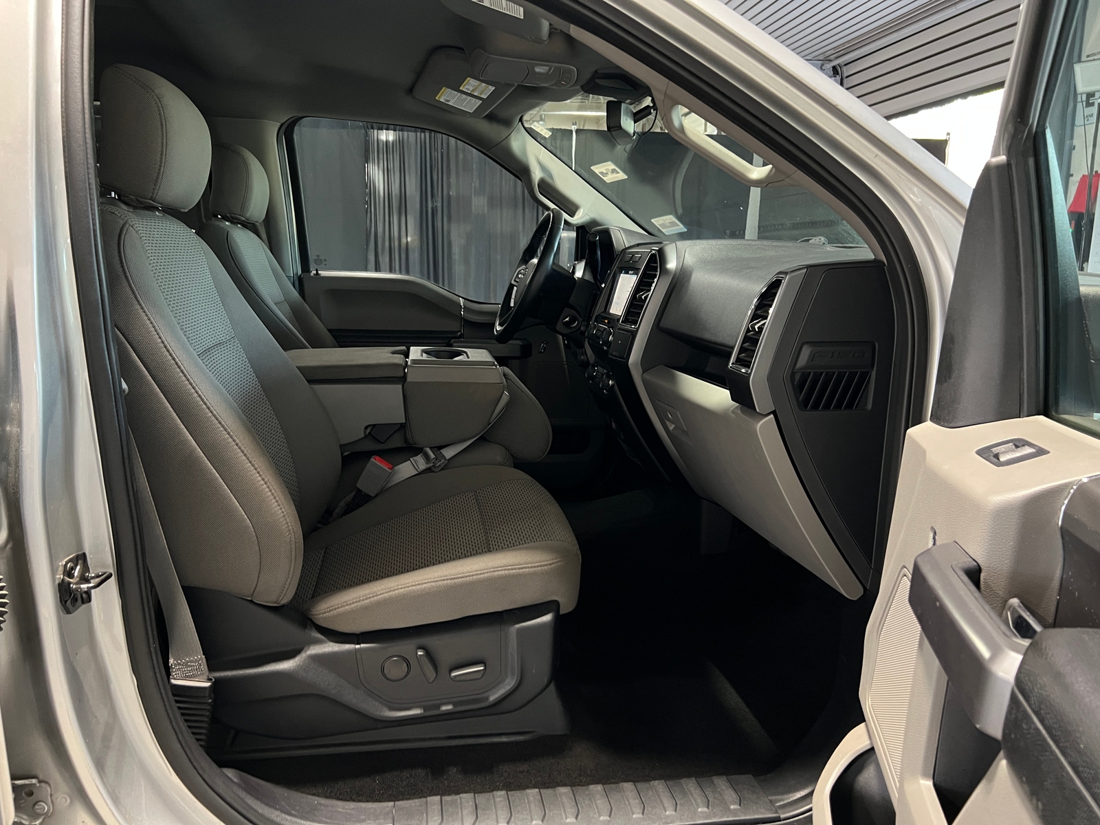 Thumbnail: 2019 Ford Econoline - 2