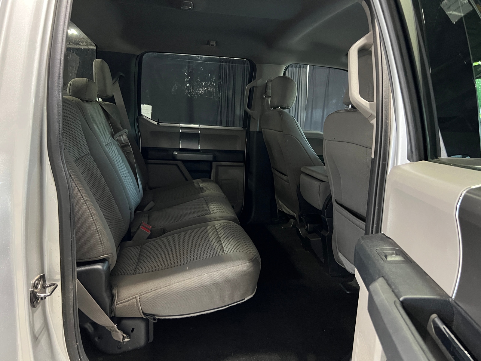 Thumbnail: 2019 Ford Econoline - 6