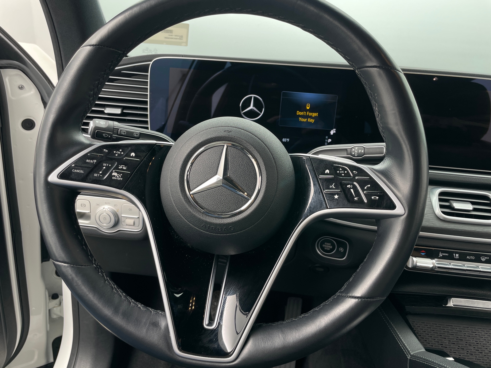 Thumbnail: 2024 Mercedes-Benz GLS - 4