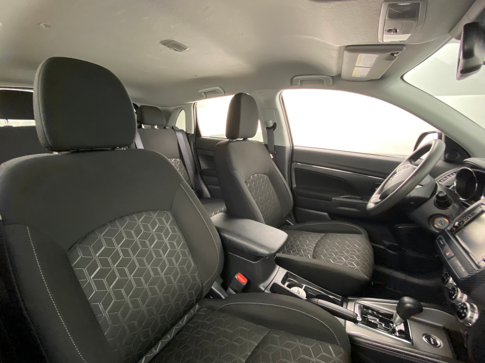 Thumbnail: 2024 Mitsubishi Outlander Sport - 2