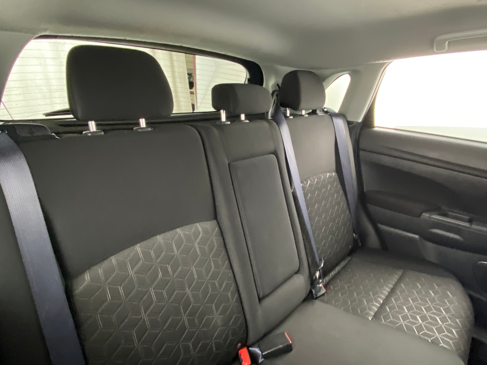 Thumbnail: 2024 Mitsubishi Outlander Sport - 6