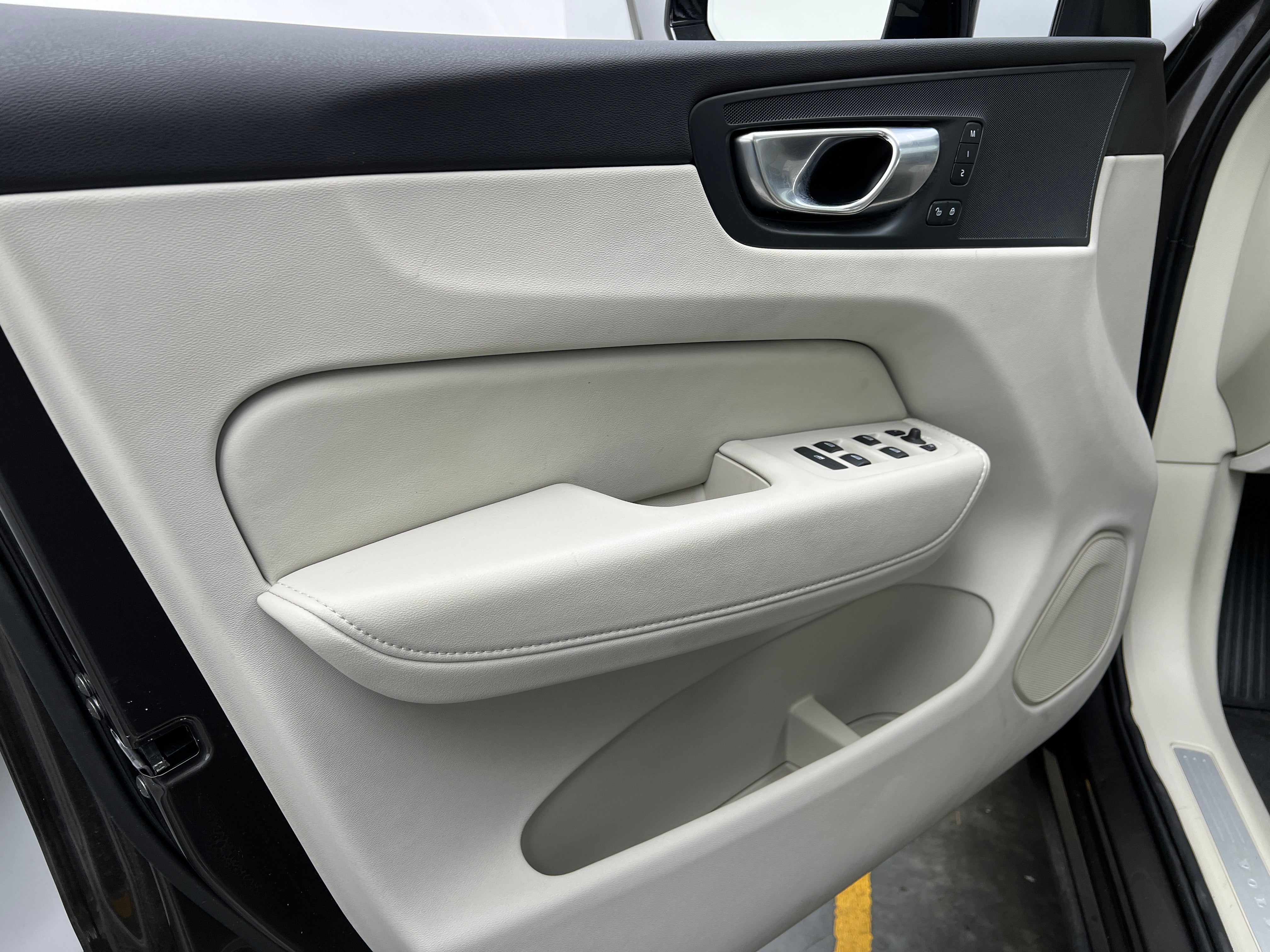 2024 Volvo XC60