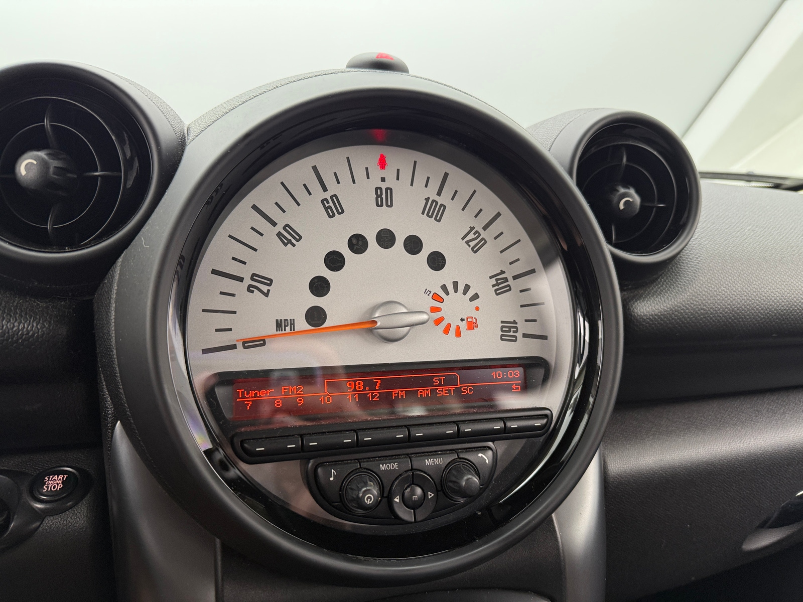 Thumbnail: 2013 MINI Cooper Countryman - 4