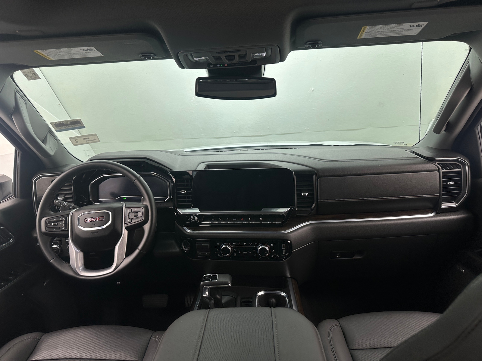 Thumbnail: 2024 GMC Sierra 1500 - 3
