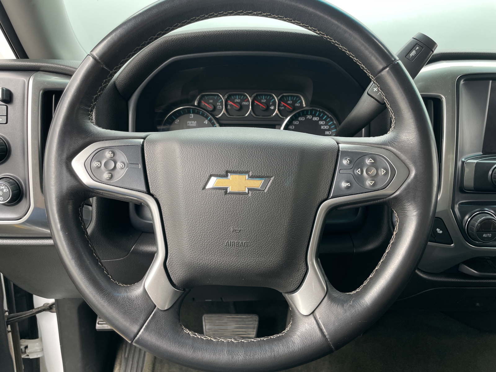 Thumbnail: 2017 Chevrolet Silverado 1500 - 5